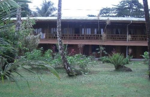 Miss Junies Lodge 토르투게로 외부 사진
